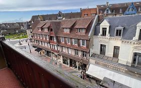 Duplex En Plein Centre, 3Min Plage